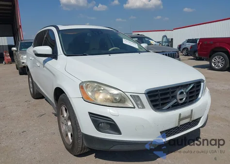 2010 Volvo Xc60 3.2 из США, поврежденный, VIN YV4982DL3A2123200